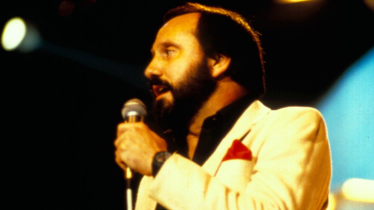 Ray Stevens sings on stage in the 1970s
