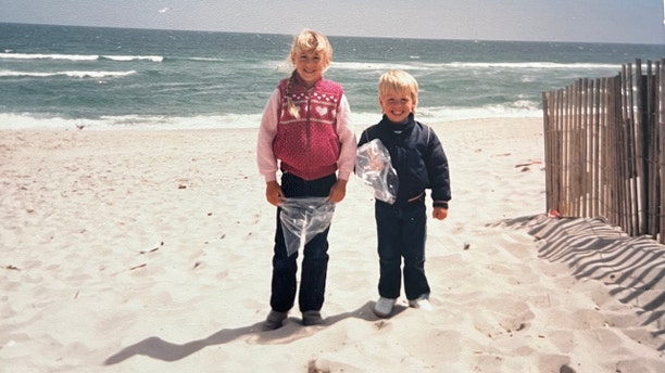 A family photo shows Jennifer Kesse and her brother, Logan, at the Jersey Shore.
