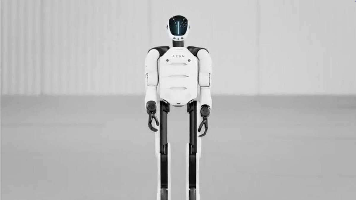 AEON robot 1