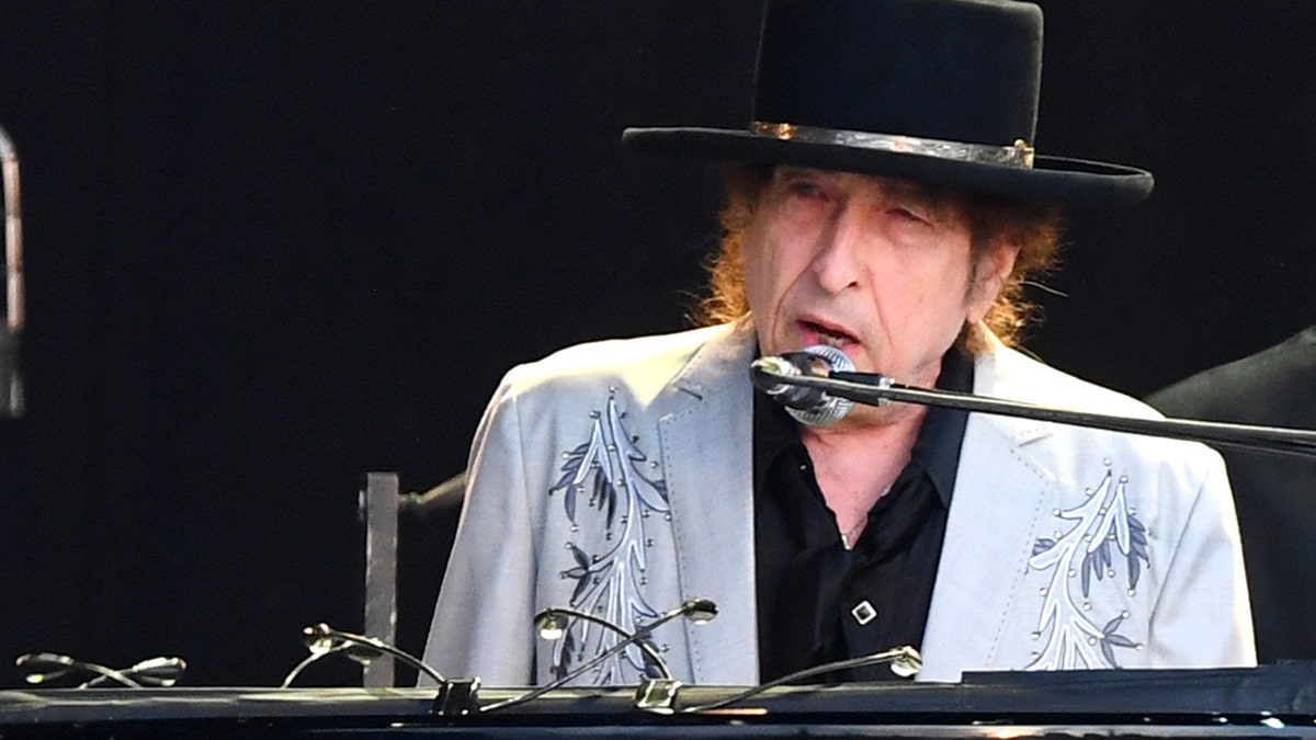 Bob Dylan performs in 2019