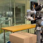 New technology helps robots see inside sealed boxes