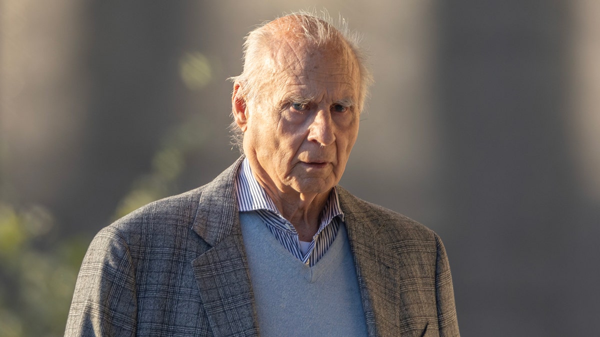 Tom Girardi outside of court