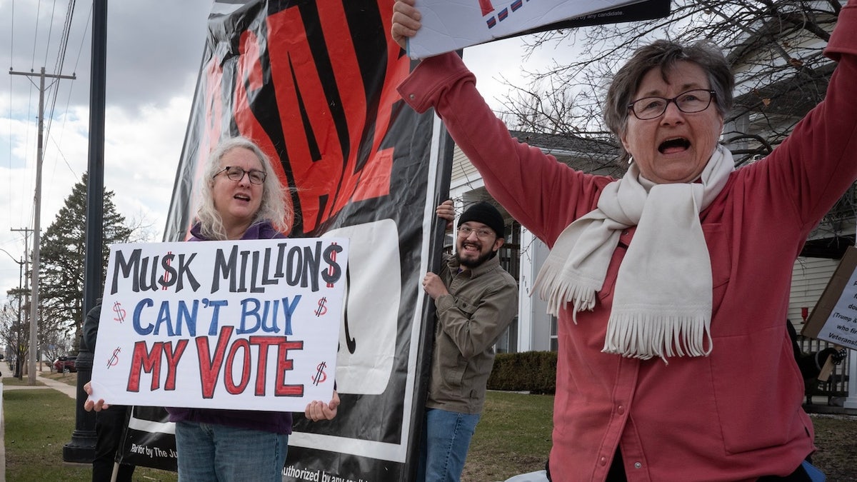 Wisconsin demonstrators