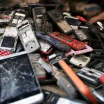 Scientists extract silver from e-waste using cooking oil