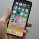 New iPhone scam tricks owners into giving phones away