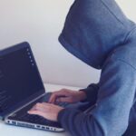 New malware can read your chats and steal your money