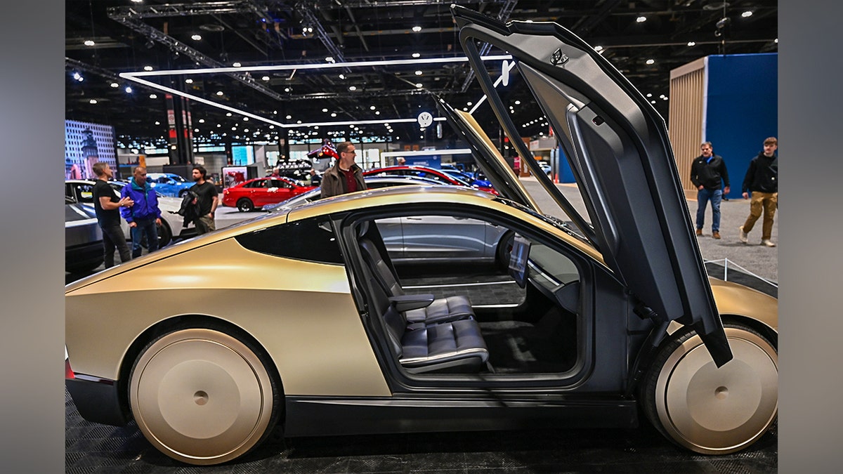 Side view of the new CyberCab.